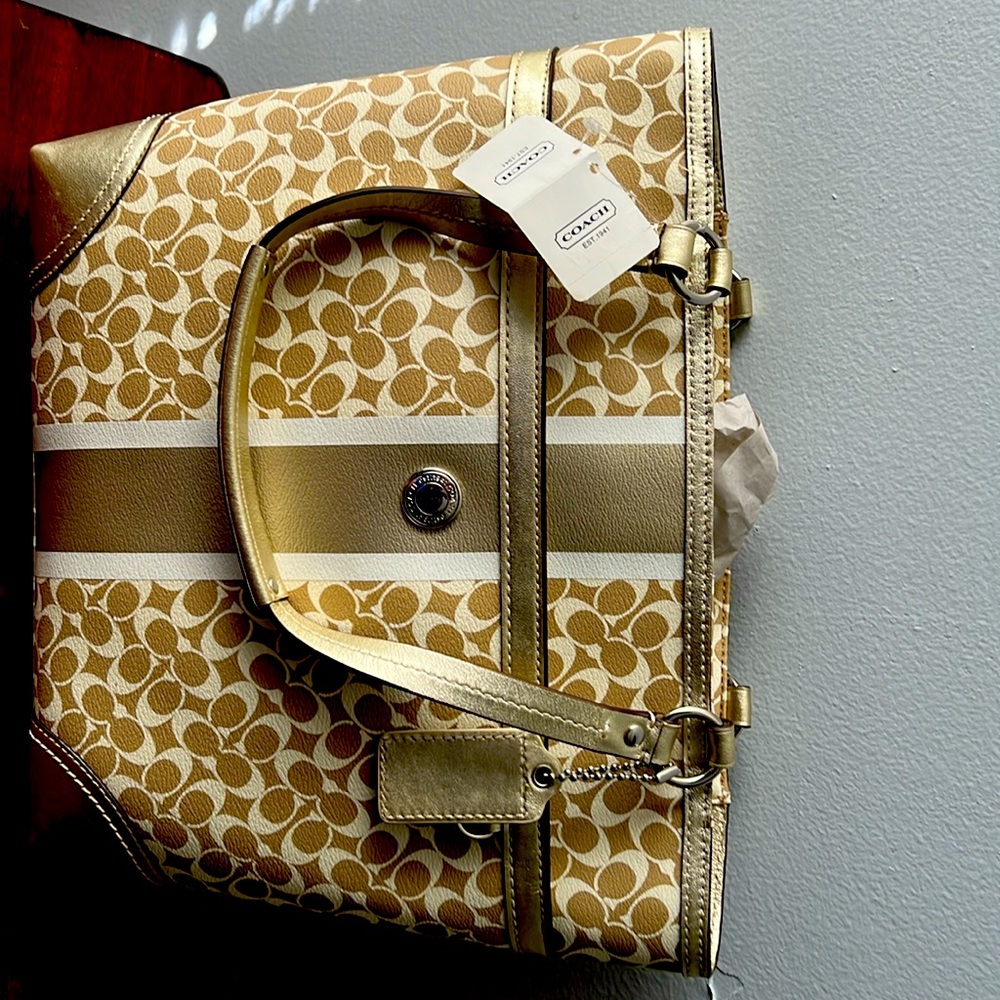 Coach zippered closure purse